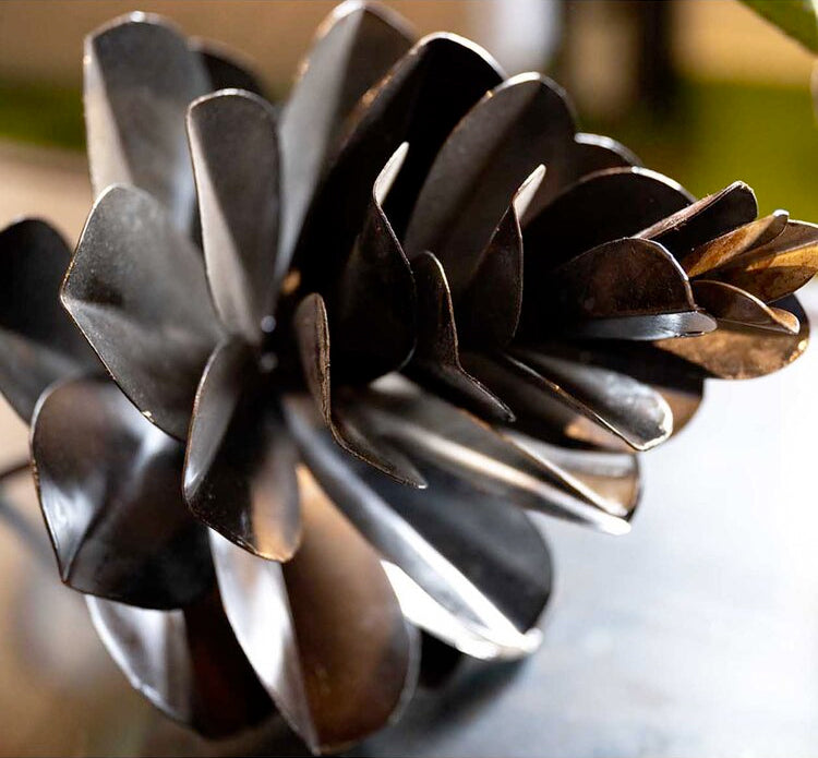Metal pinecone